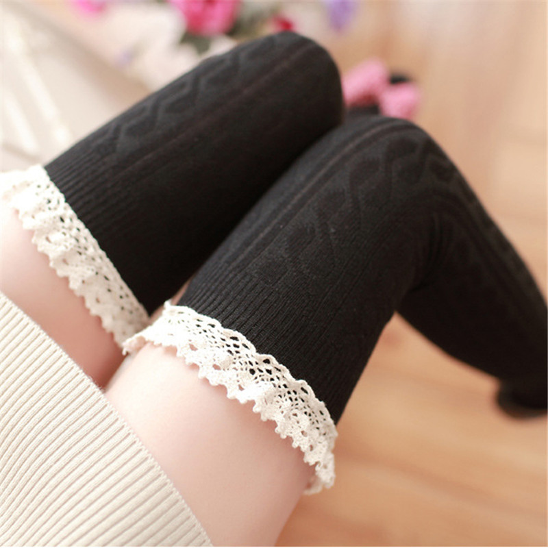 Cuissardes hautes en dentelle  - Christmas Stocking Hanging avis et prix
